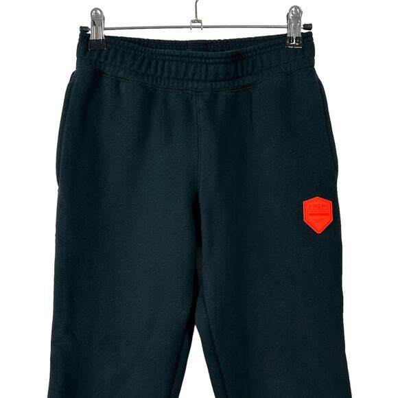 Nike Kids Black Jogger Drawstring Black Joggers Strive for Greatness Size Small - Picture 1 of 9